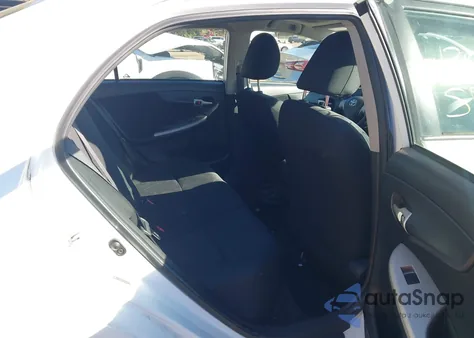 2010 Toyota Corolla S из США, поврежденный, VIN 2T1BU4EE1AC247771